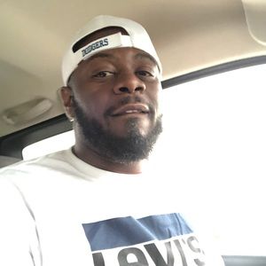 Meet your Posher, Derrell